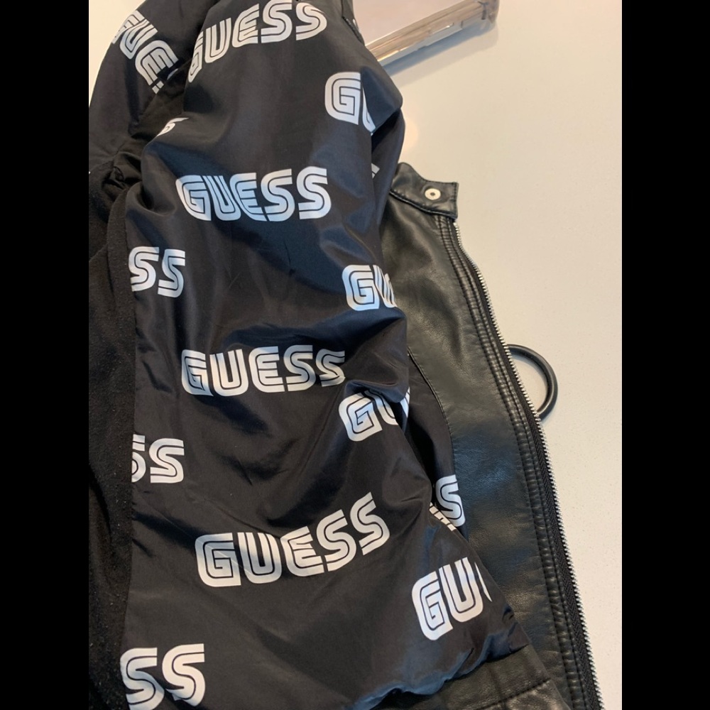 Leather jacket - Picture 3 of 7